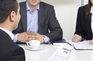 Why You Shouldnt Walk Into a Job Interview Empty-Handed